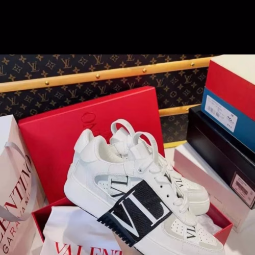 Valentino Sneakers